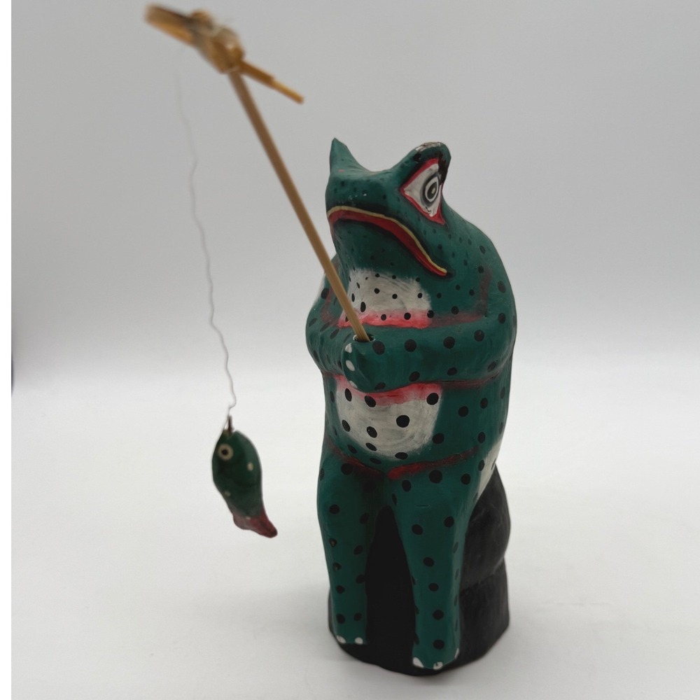 Vintage Hand Painted Wood Fishing Frog Folk Art Green Spotted Toad rustic cabin